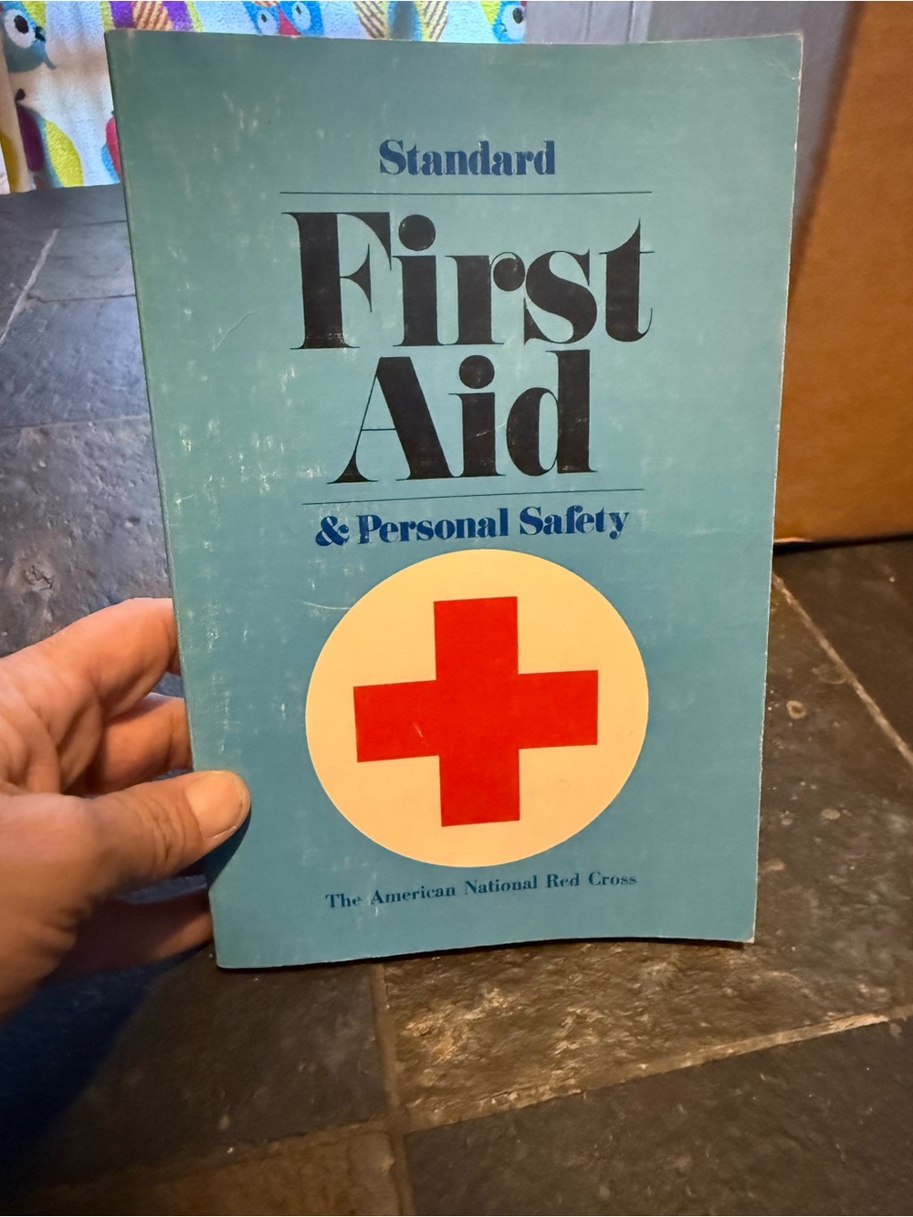 Standard First Aid & Personal Safety Guidebook - Blue ()